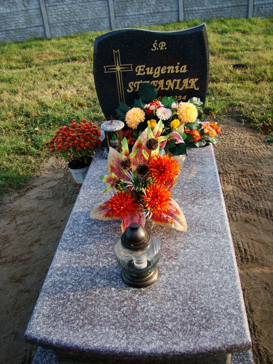Grób Eugenia Stefaniak