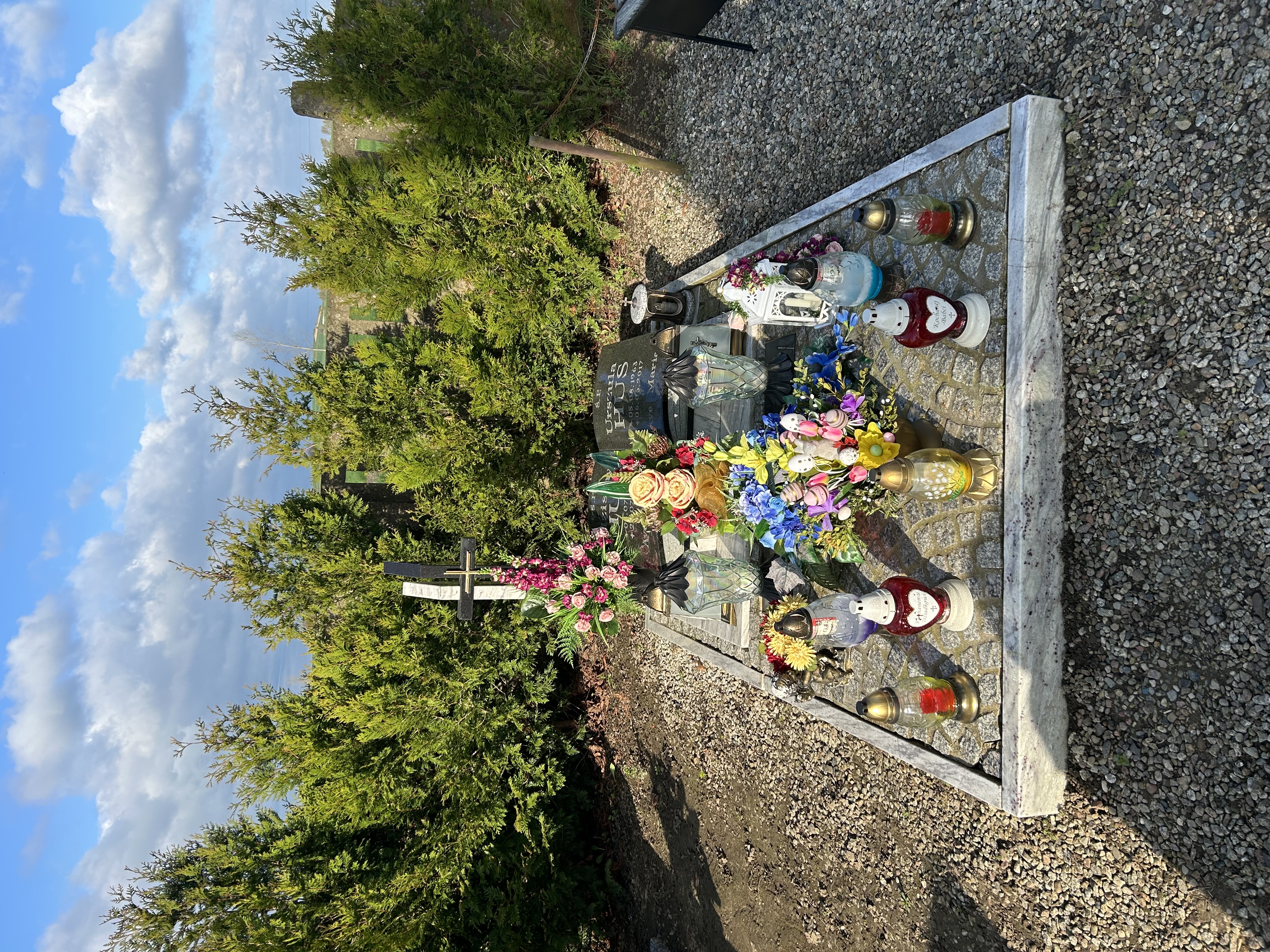 Grób Zdzisław Hus